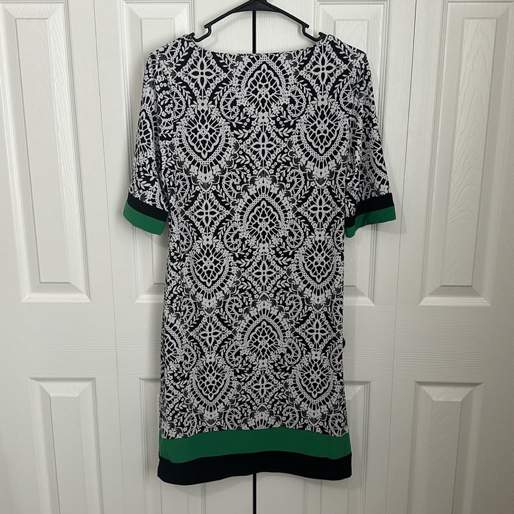 Dress - Picture 4 of 5